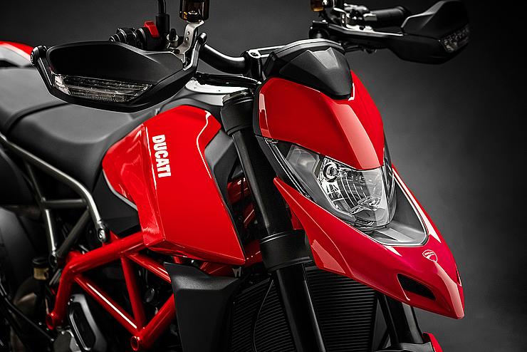 Hypermotard 950 Slide 5 Hypermotard 950 Slide 5