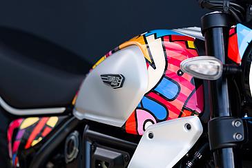 NEU! Limitierter Verkleidungskit im „Van-Orton-Design“