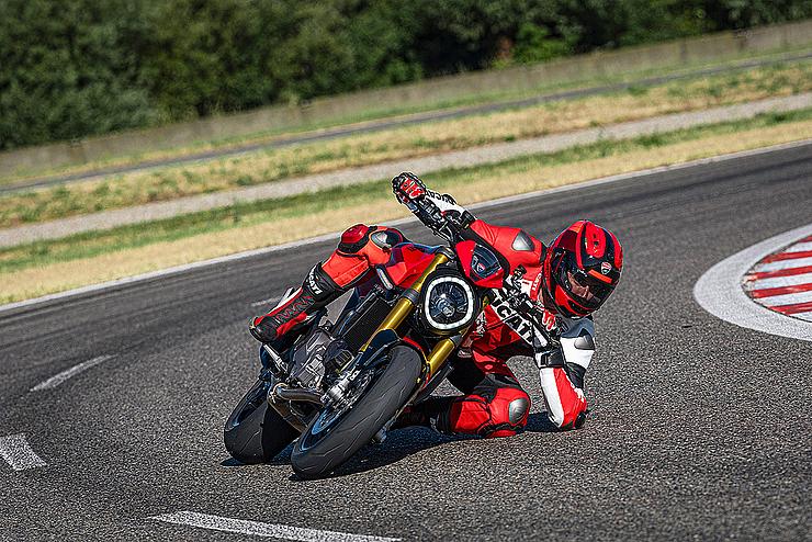 Monster SP Slide 2 Monster SP Slide 2