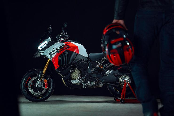 Multistrada V4 RS Slide 3 Multistrada V4 RS Slide 3