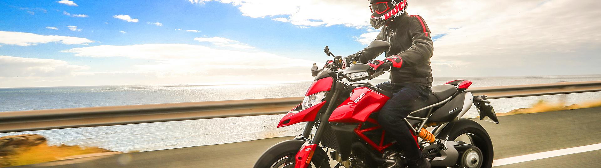 Hypermotard 950 Slide 3 Hypermotard 950 Slide 3