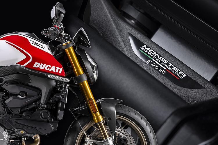 DUCATI MONSTER: Sondermodell 30° Anniversario!