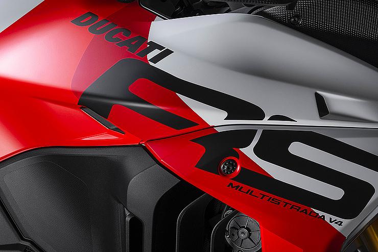 Multistrada V4 RS Slide 0 Multistrada V4 RS Slide 0