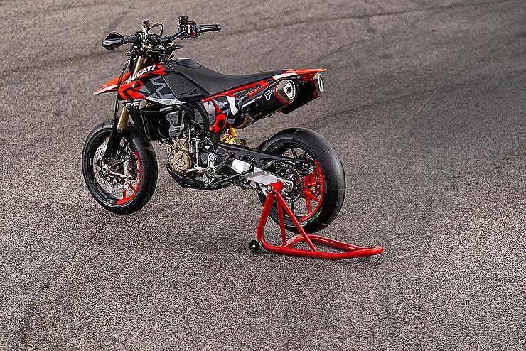 Hypermotard 698 Mono RVE Slide 2 Hypermotard 698 Mono RVE Slide 2