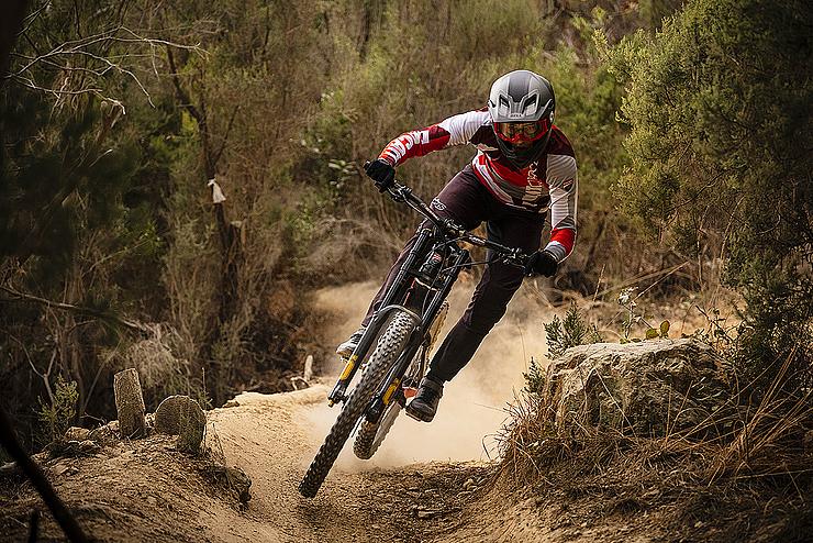 TK-01 RR Limited Edition Slide 5