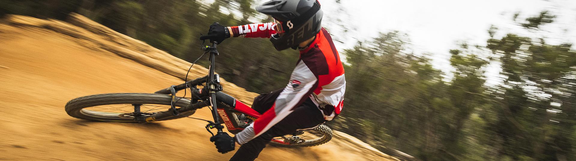 TK-01 RR Limited Edition Slide 3